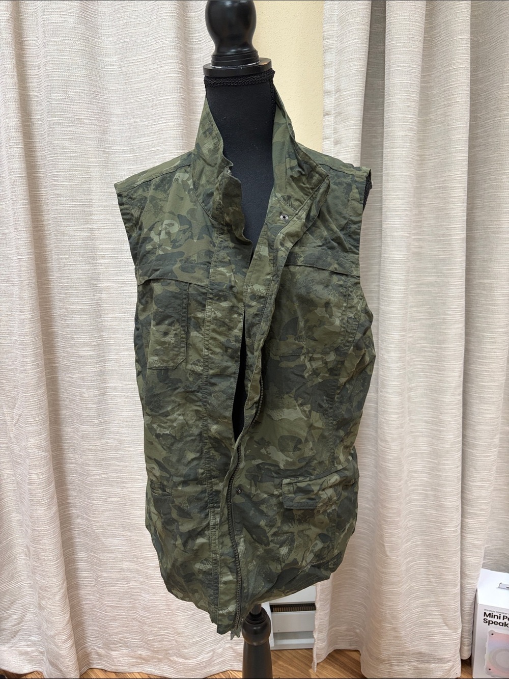 Eddie Bauer Women's Camouflage Utility Vest - Olive Camo
